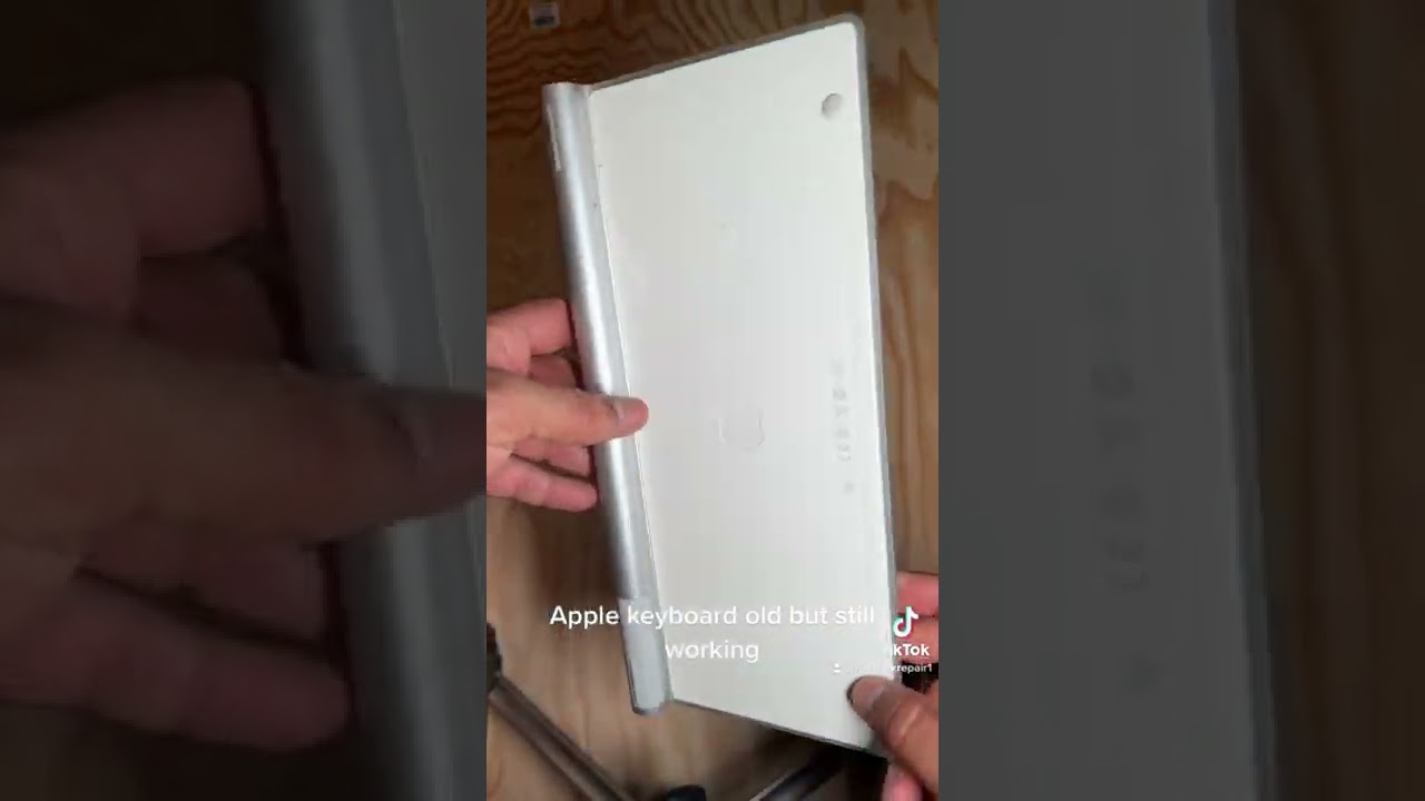 Apple keyboard old but still working .