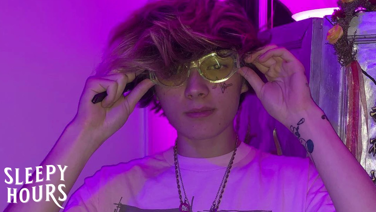 Hella Sketchy - Too Much