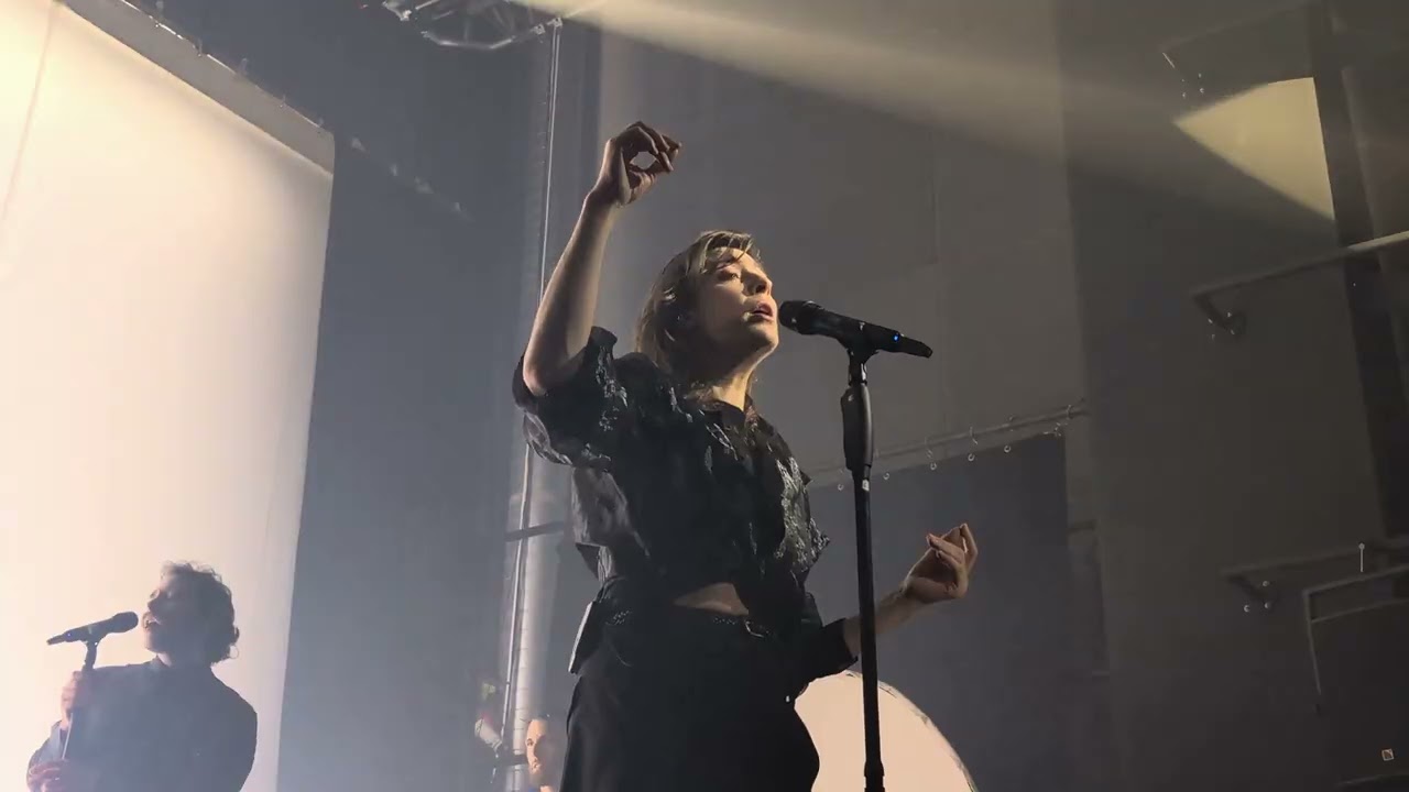 Flora Fishbach - Mortel (Live) | Le Grand Mix, Tourcoing - 31/01/2026 (4K)