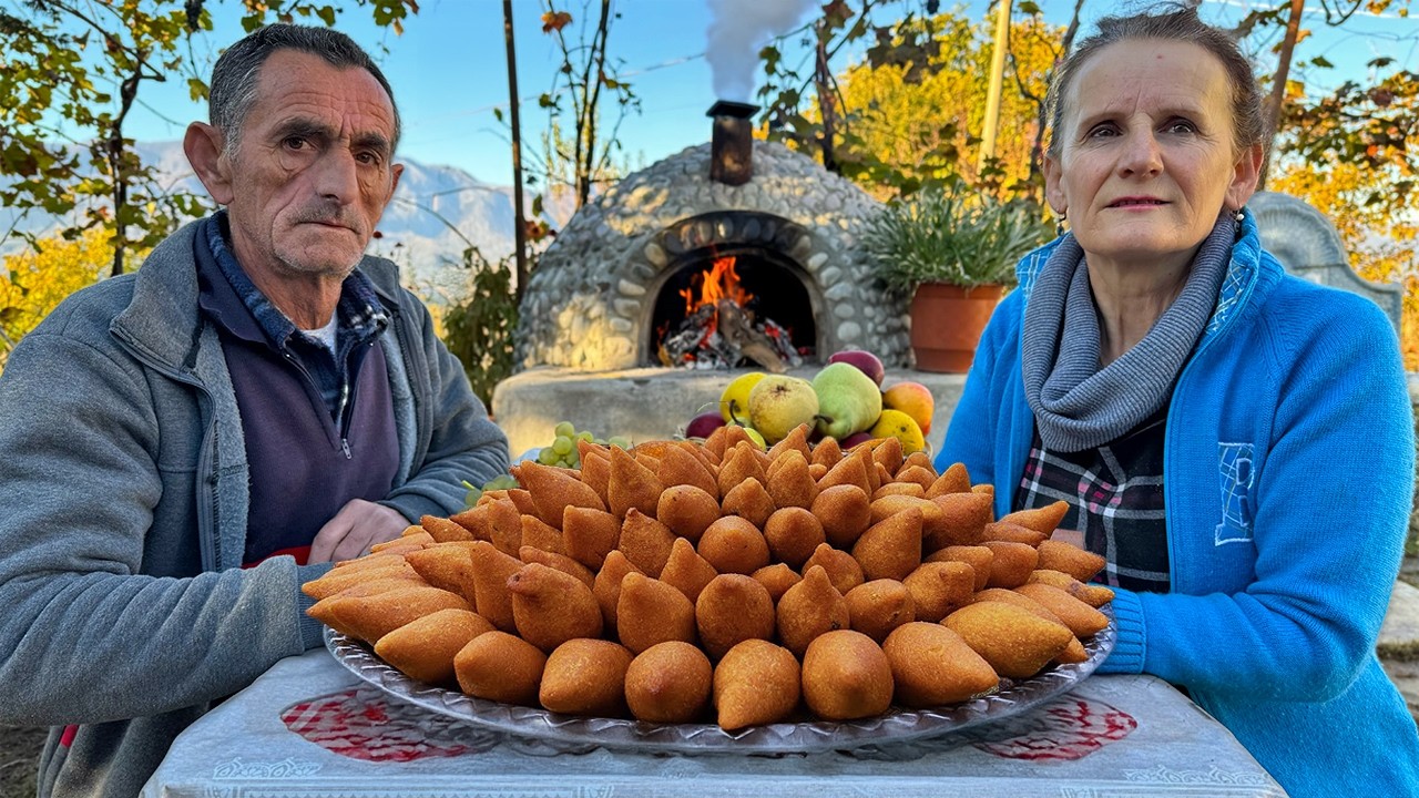 Cooking Classic Köfte : Albanian Stuffed Kibbeh | Mediterranean Food 🥩🔥🇦🇱