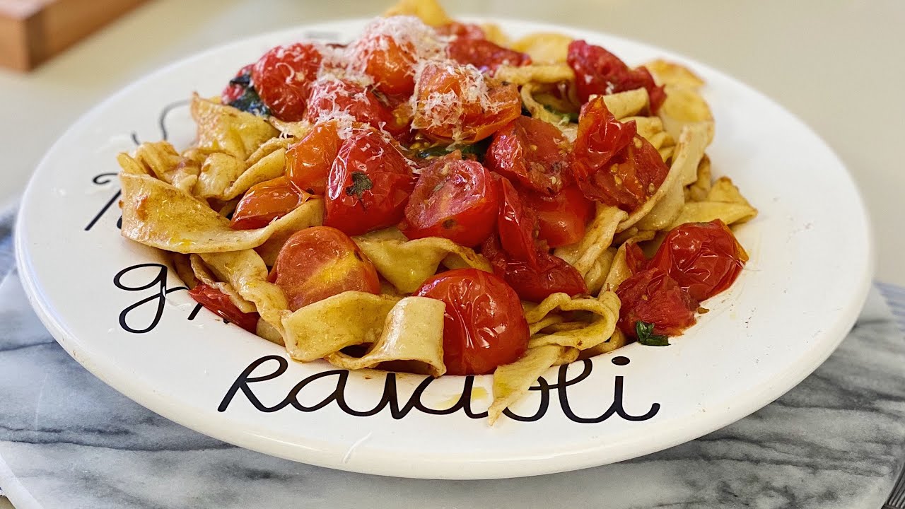 Fideos caseros para el d&iacute;a de los enamorados! Pasta f&aacute;cil con 3 ingredientes