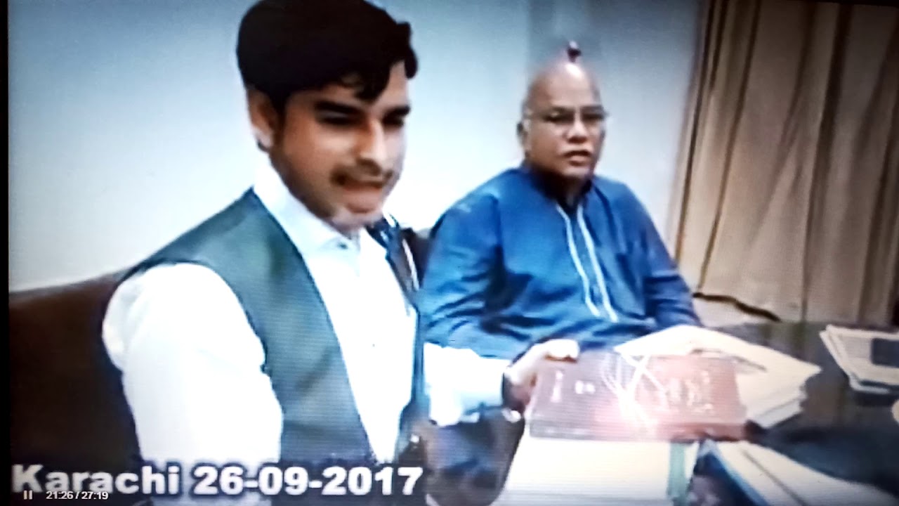 Josh Malihabadi Marsiya recited by Farhan Raza at Halqa Arbab e Zouq Karachi 26-09-2017