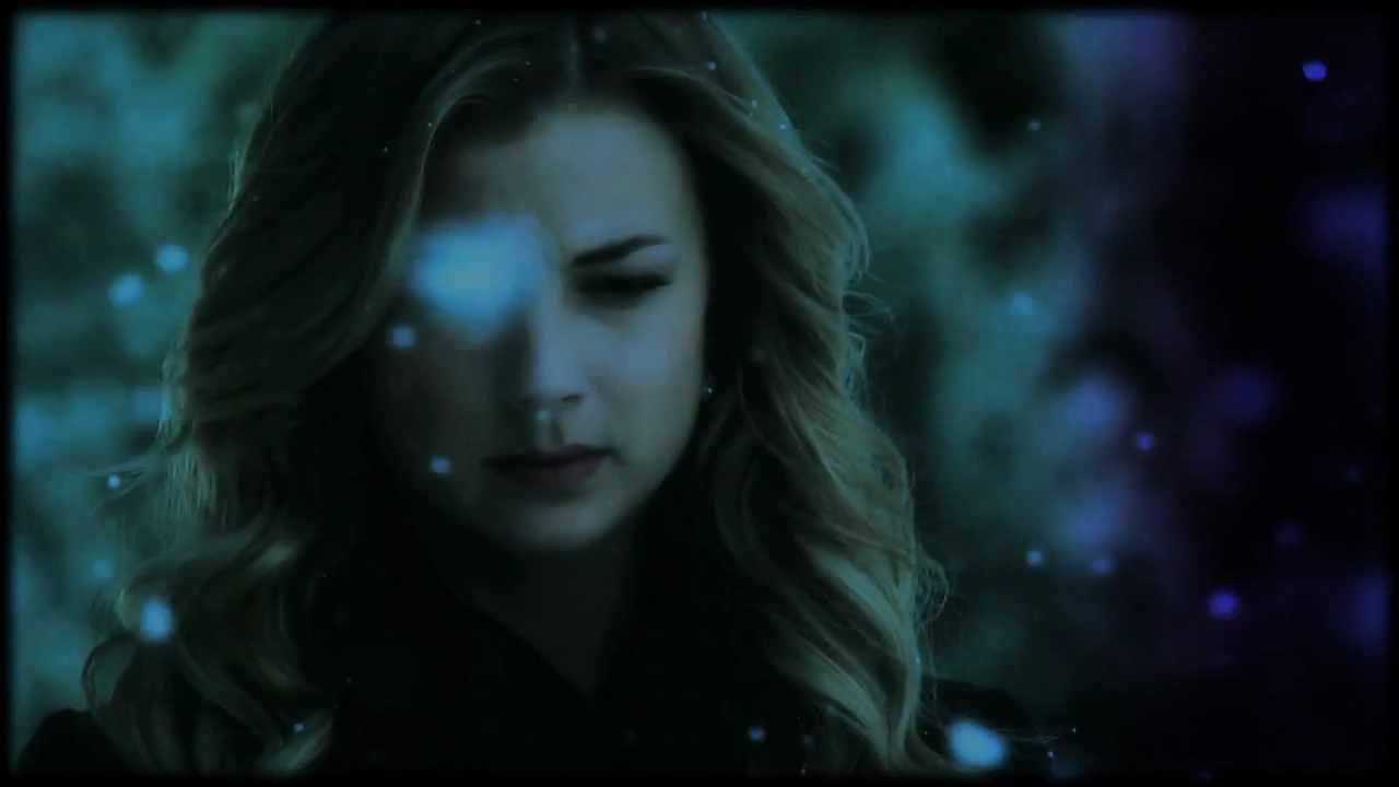 Emily Thorne // Nobody's home