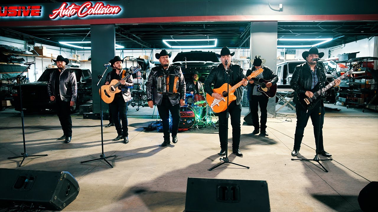 Dueto Constentido Ft. Grupo Los Muchachos - El Pobre (En Vivo)
