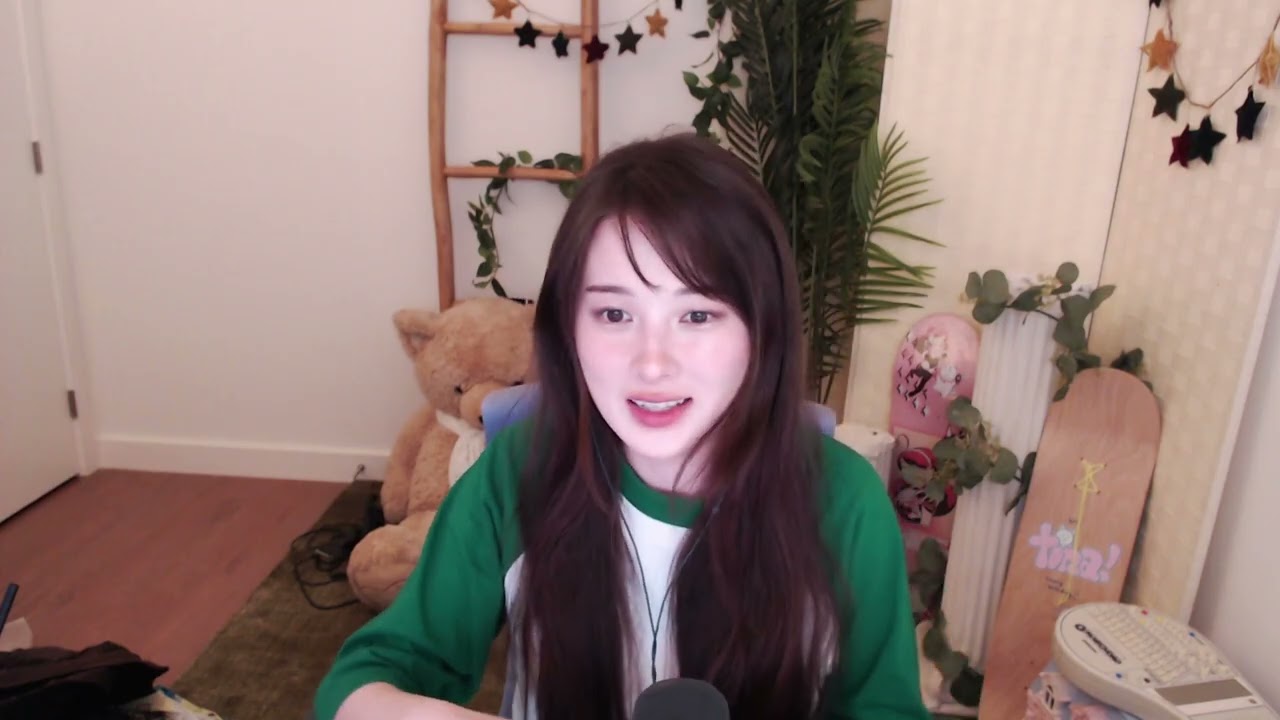 SQUID CRAFT GAMES DIA 3!! 🦑 - tinakitten vod (11/21/25)