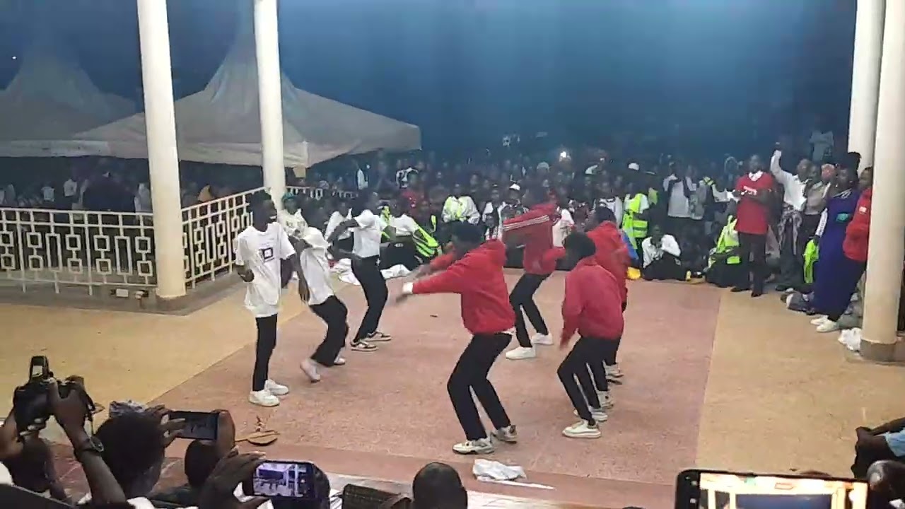 CHUKA UNIVERSITY CULTURAL PERFORMANCE BY 254 DANCECREW MODERN DANCE