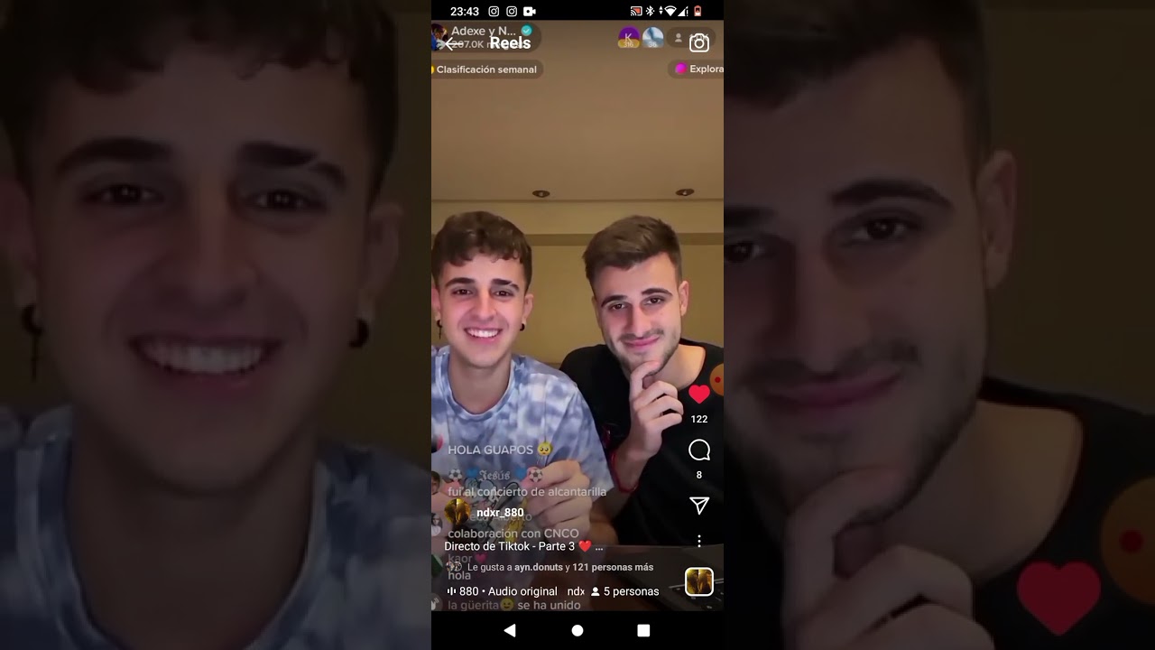 Adexe y Nau enseñan canciones que saldrán y otra que es posible que no salgan ..