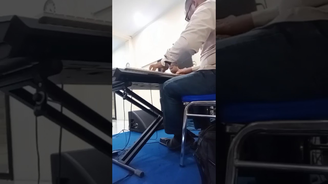 YUK DDNGAR PRAISE & WORSHIP BERKUALITAS MR.JASA AS KEYBOARDIST IN BEKASI. WA MR JASA 0821 2372 6848🎹