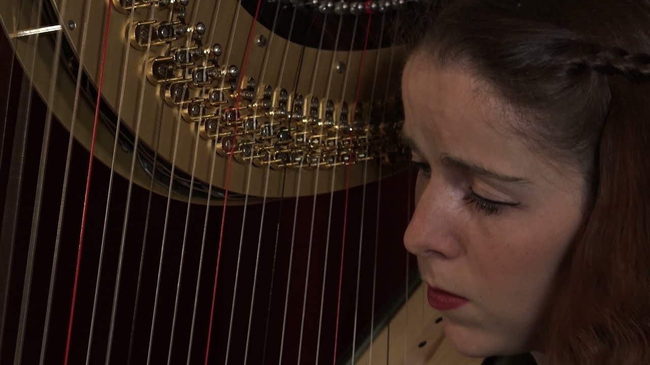 Une Châtelaine en sa tour..., op. 110 - Fauré - Mélanie Laurent