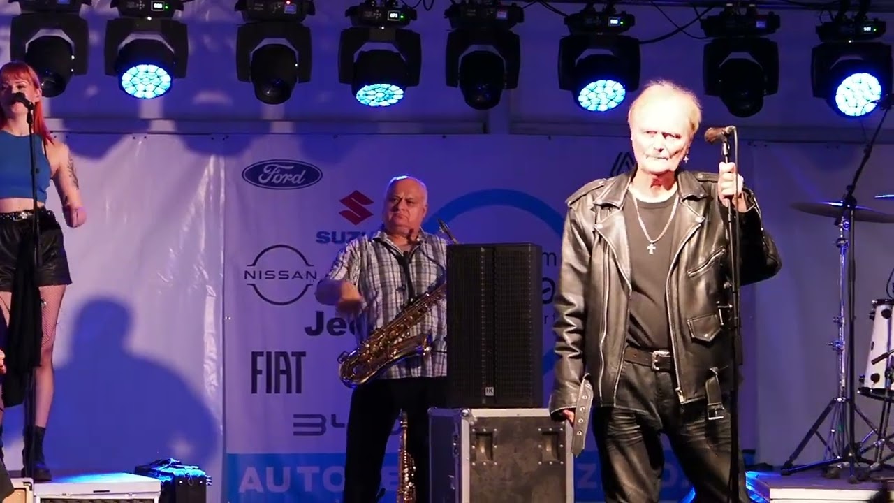 2025.07.12. 009 Bikini koncert - Vép - A mennyország felé - Nehéz a dolga -