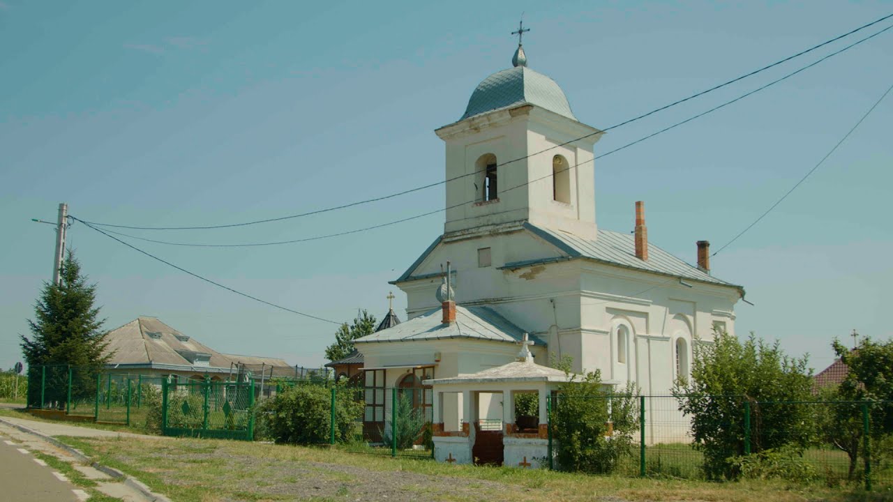 Valea Prutului - Bivolari, localitatea din România care se mândreşte cu biserica veche de 300 de ani