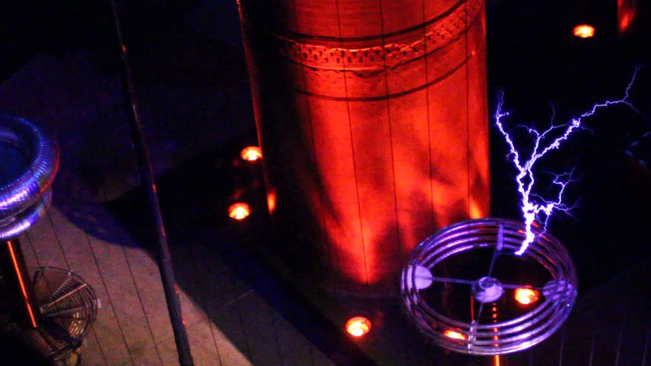 Lightning! show - Boston Museum of Science