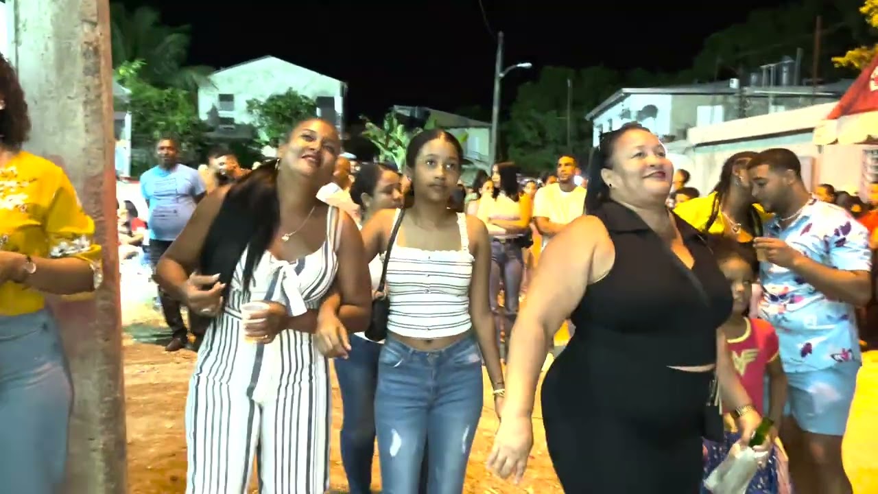 La Cama Tiene Candela  En vivo por  Pepe Corniel (El Coloso CORTA VENAS)
