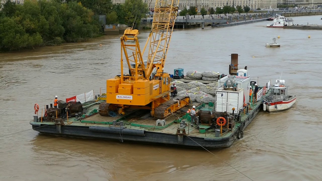 HISTOIRE DU PONT DE PIERRE A BORDEAUX