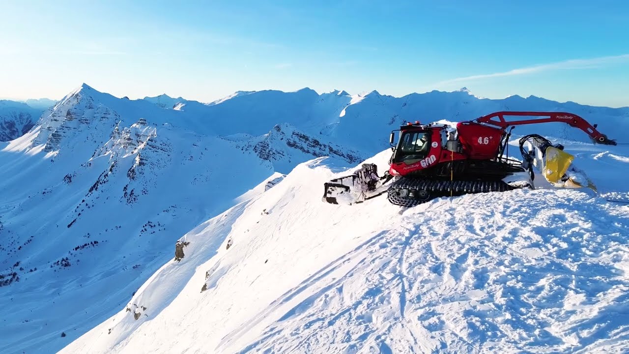 Descente du KL en dameuse depuis le sommet du télésiège Speed Master à Vars