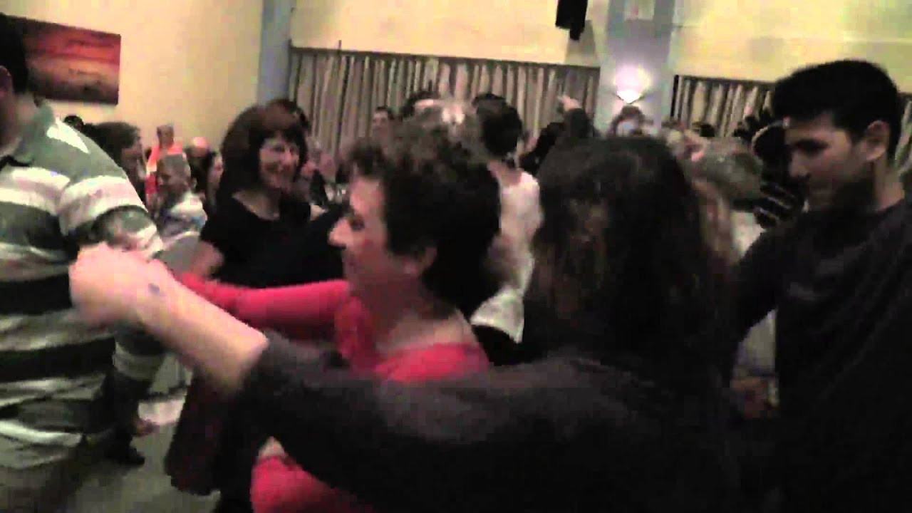 Βραδυ στις Τσαμπουνες του Ερωτα