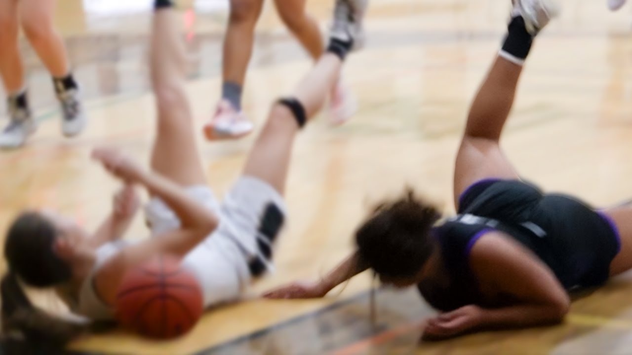 TACKLED Because She Was GOING OFF! | Girls High School Basketball | Finding Wolves