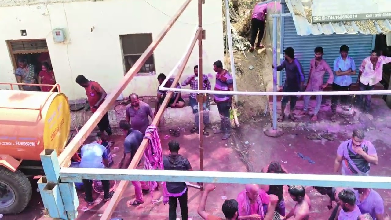 ನೀರಬೂದಿಹಾಳ ಗ್ರಾಮದಲ್ಲಿ ಹೋಳಿ ಹುಣ್ಣಿಮೆಯ ನಿಮಿತ್ಯ್ ಮೊದಲಬಾರಿಗೆ ರೈನ್ ಡಾನ್ಸ್.👑🔥🥳