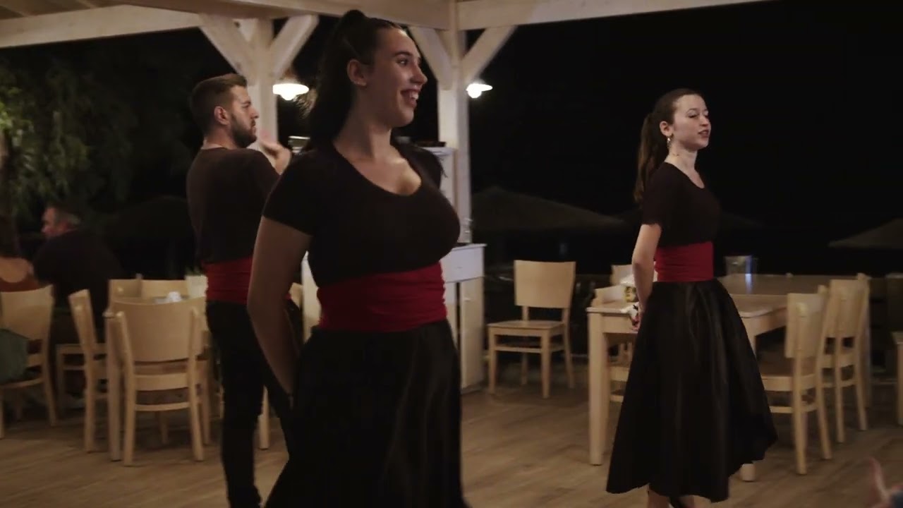 Robolla Beach Aparthotel Greek night