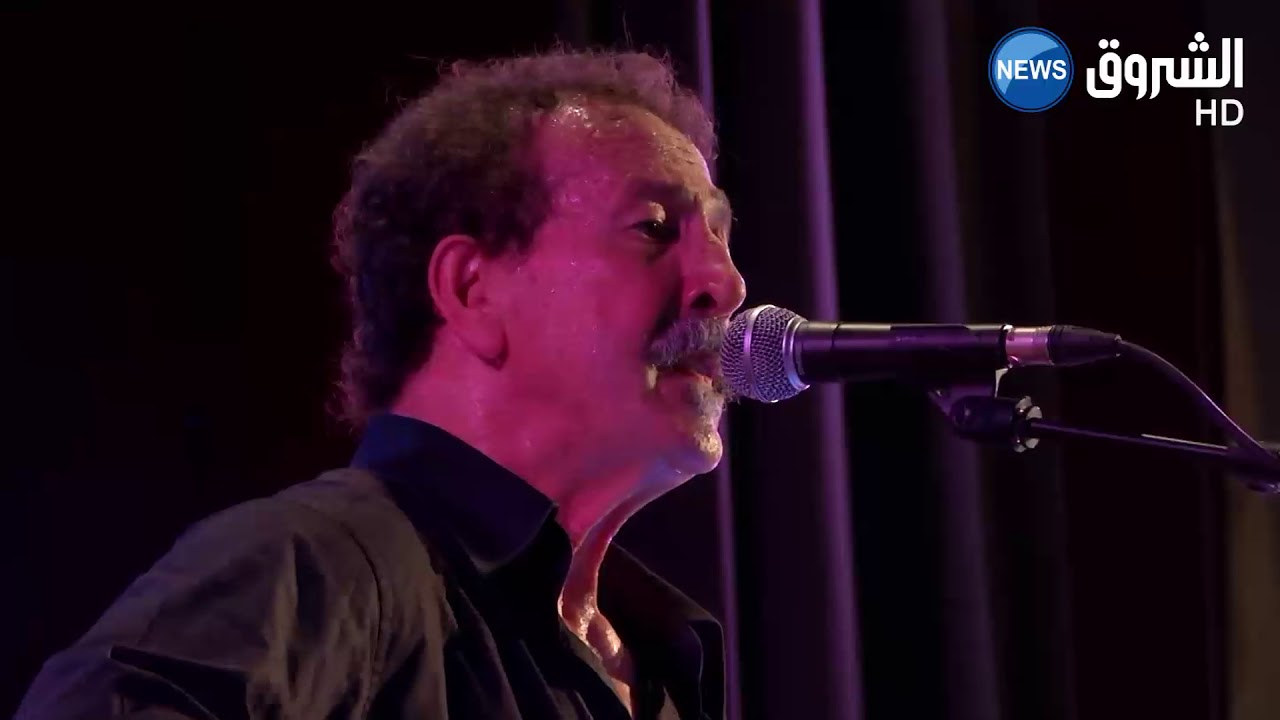 جامعة مولود معمري تمنح "لونيس آيت منقلات" الدكتوراه الفخرية"أونوريس كوزا"