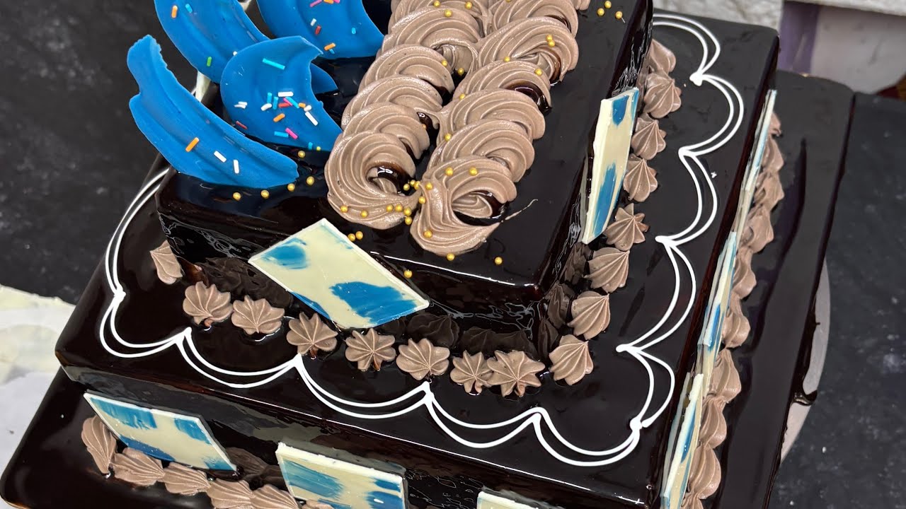 2 tier chocolate cake kaise banaye \ how to make square chocolate cake #viral 