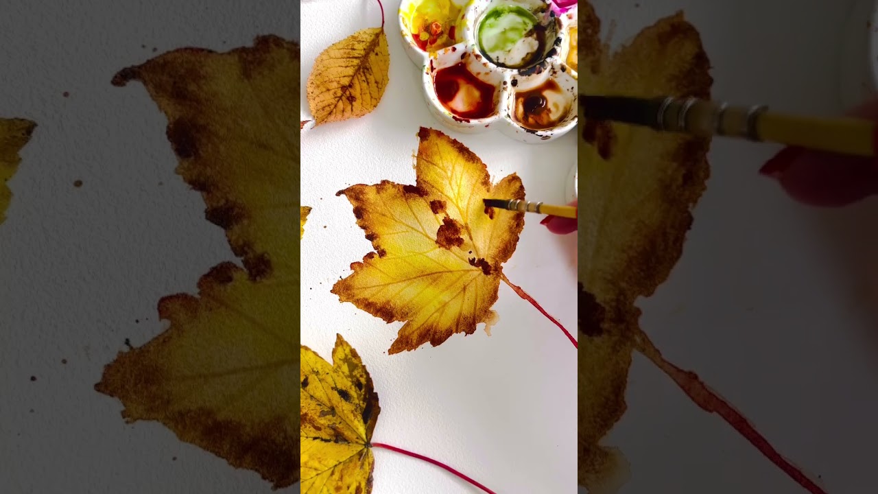 Learn how to paint a loose watercolour autumn leaf 🍂🎨 #learntopaint #howtopaint #watercolorpainting