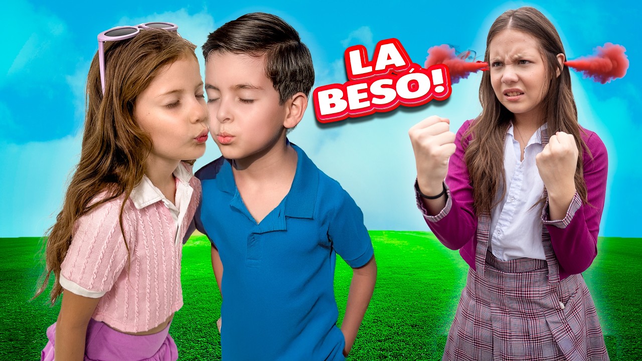 ESTE NIÑO le ROBÓ un BESO a MI HERMANITA !!