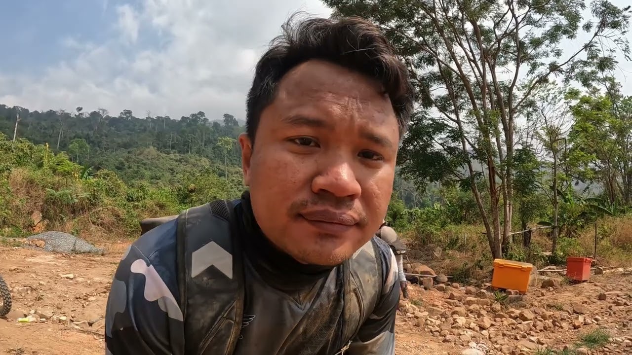 ជិះម៉ូតូទៅខ្នងផ្សារវិលល្ងាច Cambodia riders
