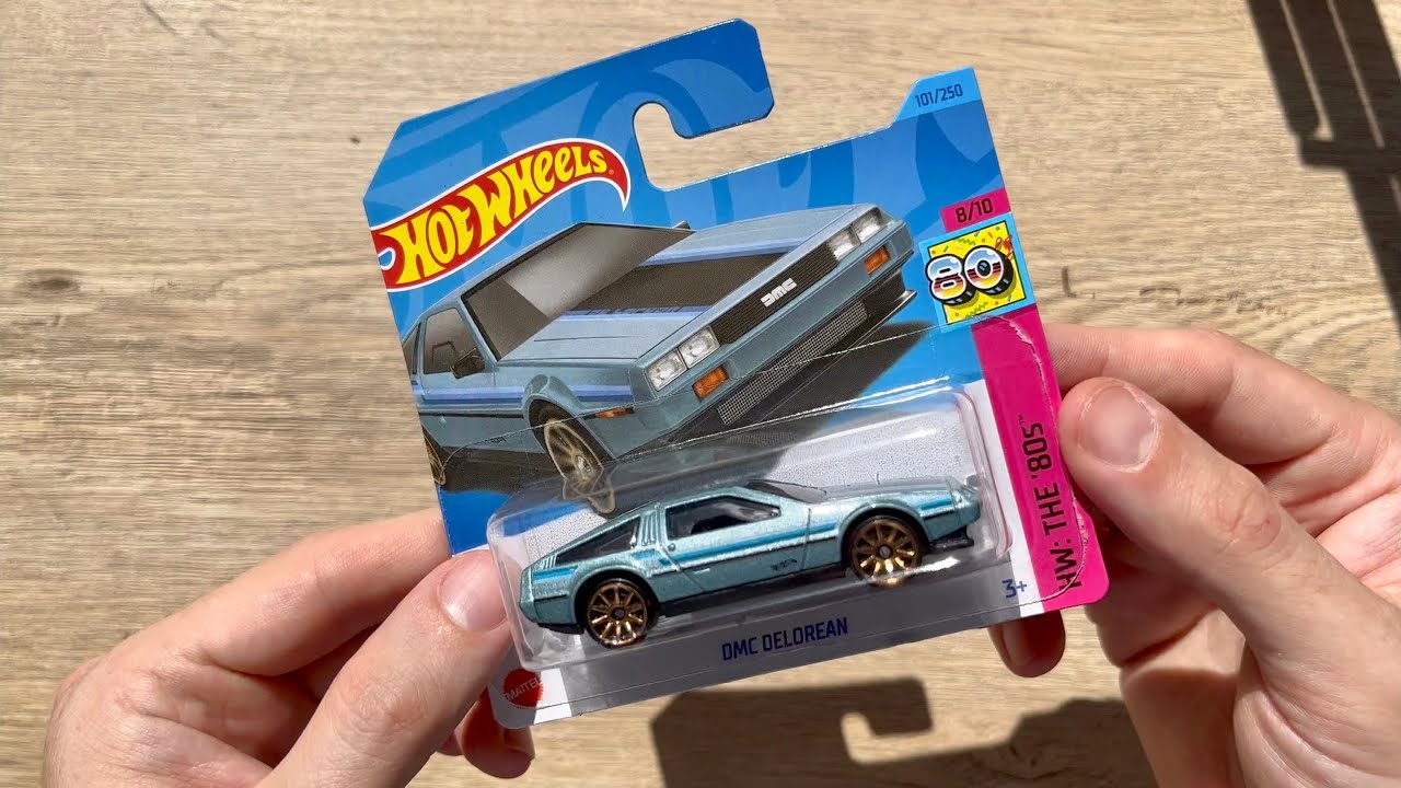 #44 2023 Hot Wheels HW: The '80s DMC Delorean R0931