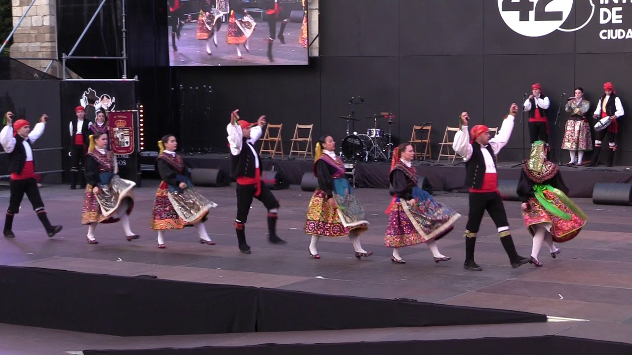 FIFCB Grupo de Coros y Danzas Doña Urraca Zamora