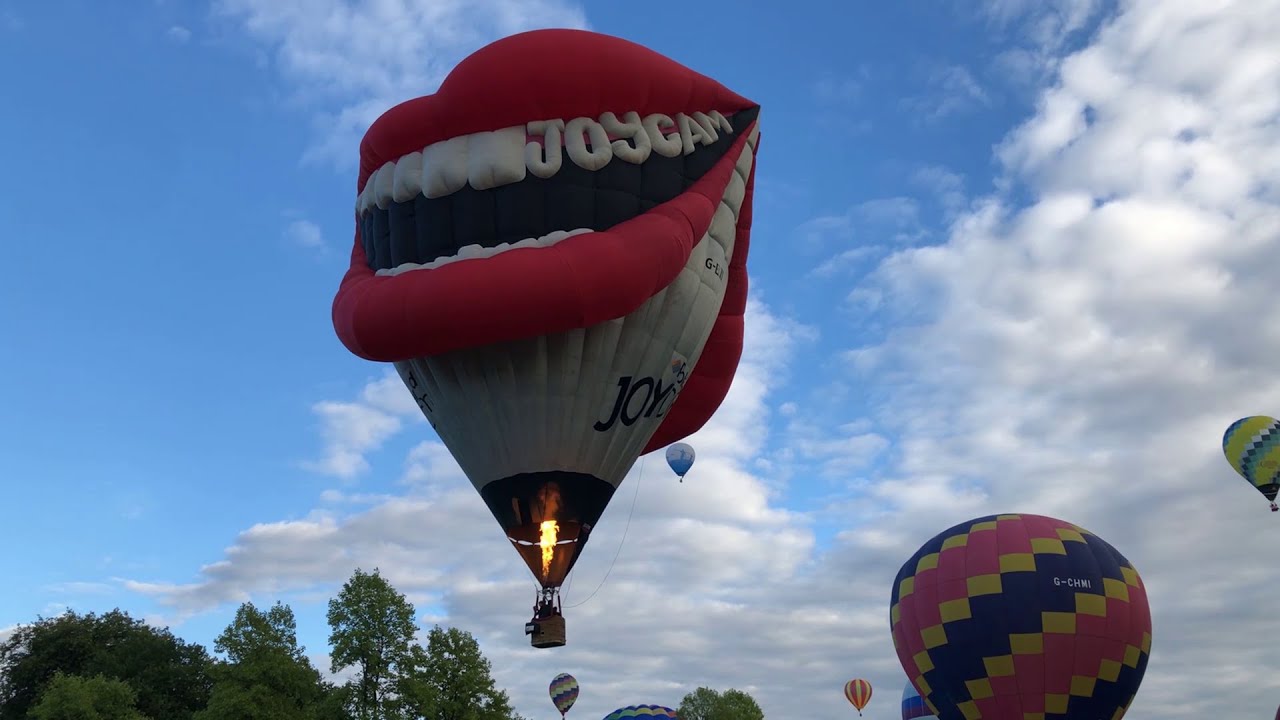 Longleat Sky Safari 2022 - Saturday Evening launch