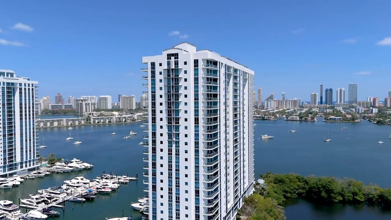 🔑 Luxury Condo with Private Marina in Miami Perfect for Yachts Between Aventura and Sunny Isles