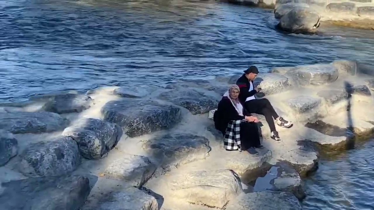 The autumn in Calgary الخريف في كالكري -كندا
