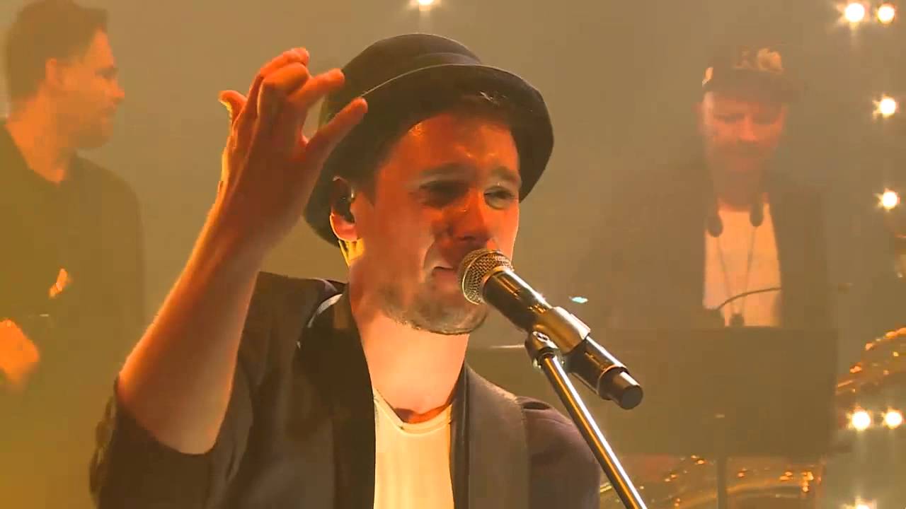 Męskie Granie Orkiestra - Obracam w palcach złoty pieniądz (Krzysztof Zalewski) (Live)