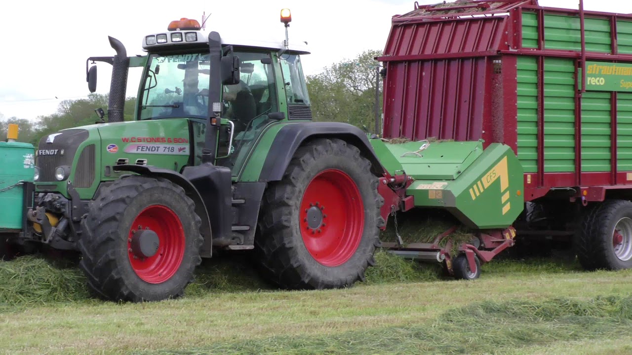 Strautmaan Giga-vitesse forage wagons on first cut silage 2019 in North Yorkshire