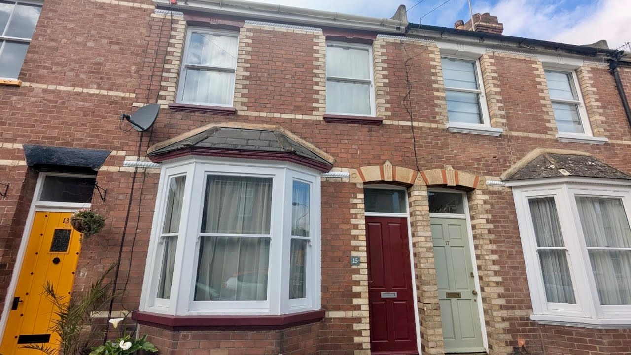 15 Roberts Road, Exeter