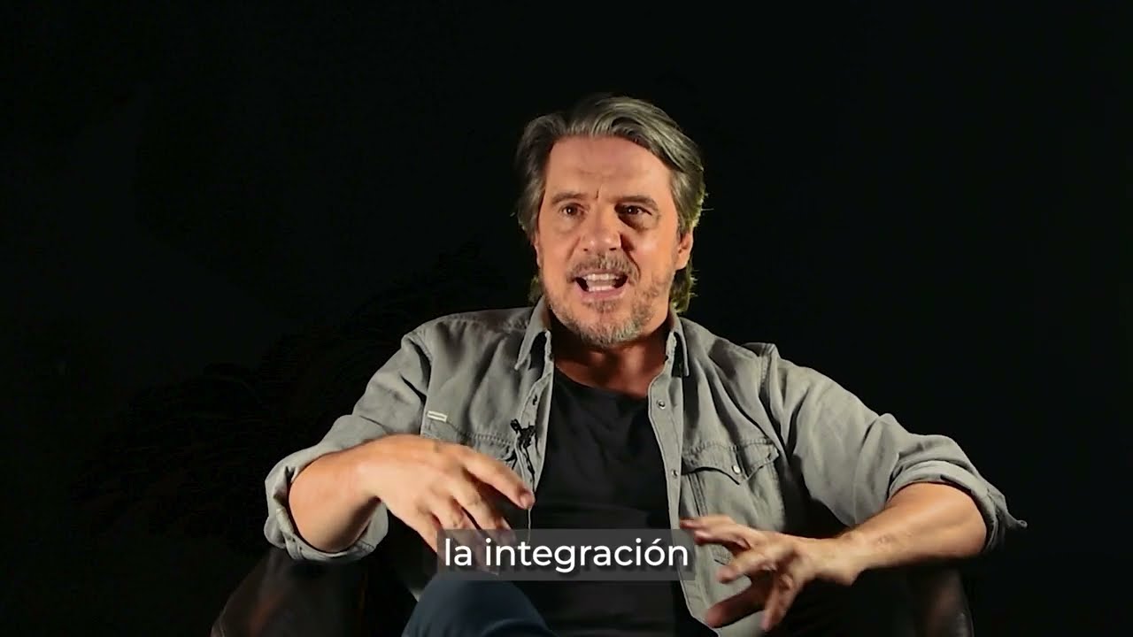 Entrevista a Álvaro Armand Ugón, actor uruguayo, docente y director general de la EAAU.-