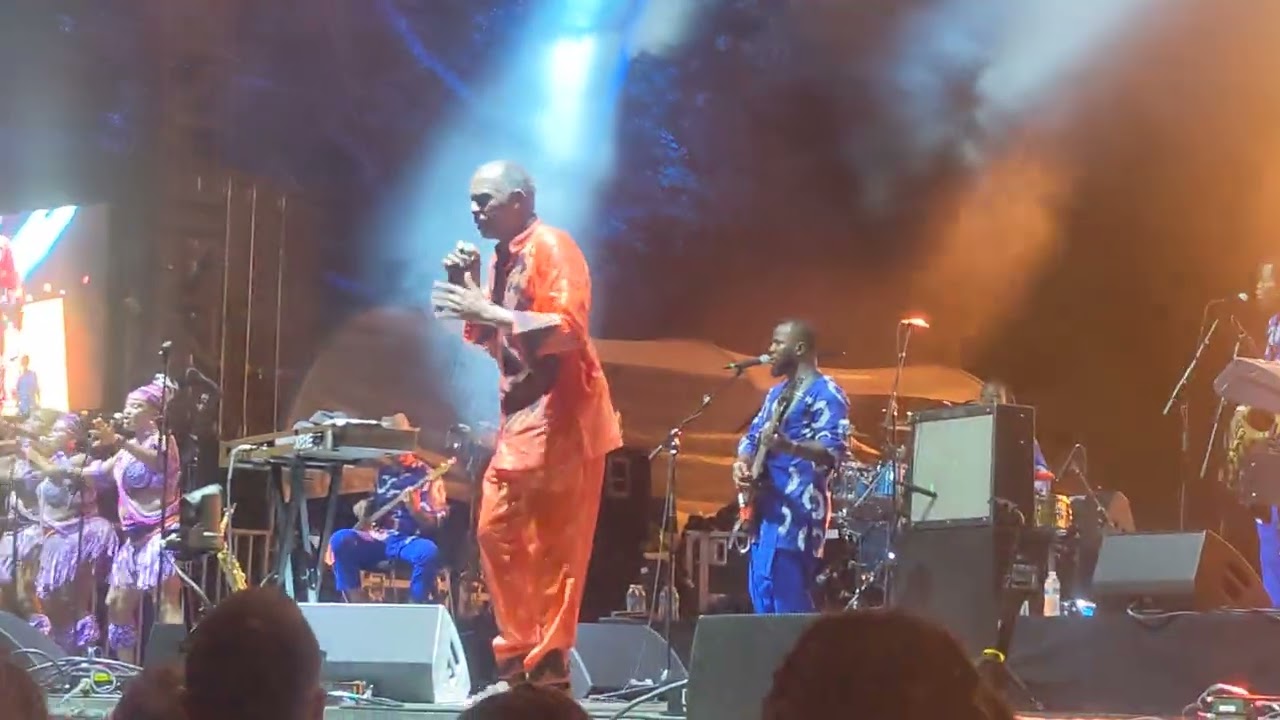 Femi Kuti - Politics Don Expose Them, 7/27/25