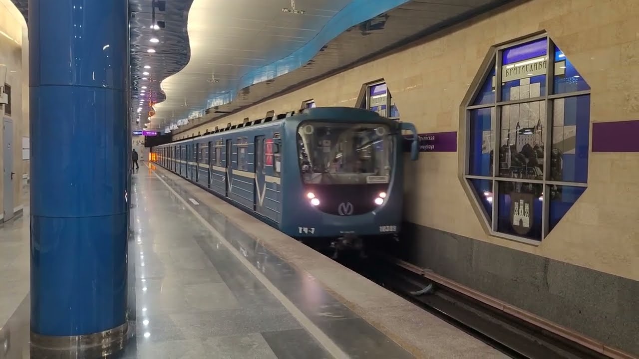 перегонка «Пришельца», с вагоном №0158 на ремонт, и обновлённый грузовой №6266, на станции Дунайская