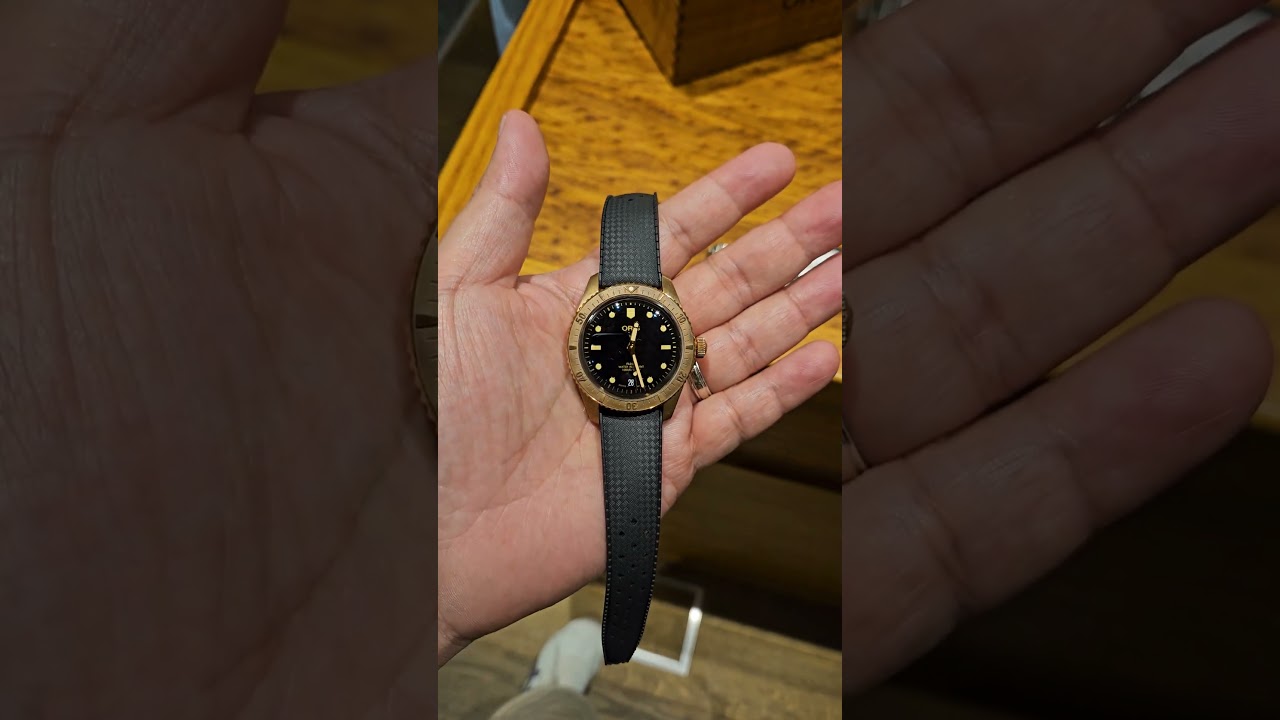Oris divers 65 limited Floss edition in Bronze