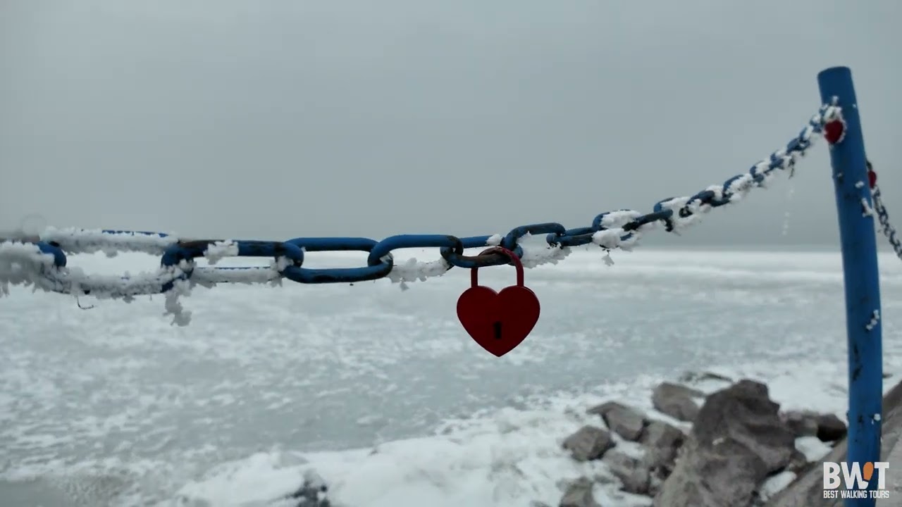 Lake Balaton Walking Tour 🇭🇺 | Winter Walk & Ice Skating in Siófok ⛸️ | 4K
