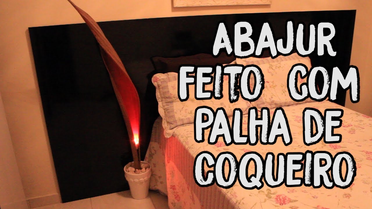 ABAJUR DE PALHA DE COQUEIRO