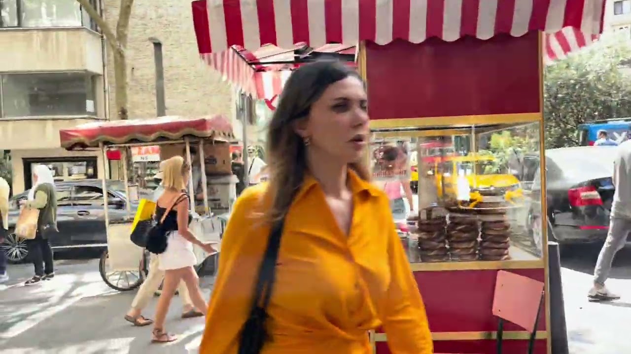 Do you know where famous people, actors,Turkish tourists go to buy in Istanbul? Let's visit Istanbul