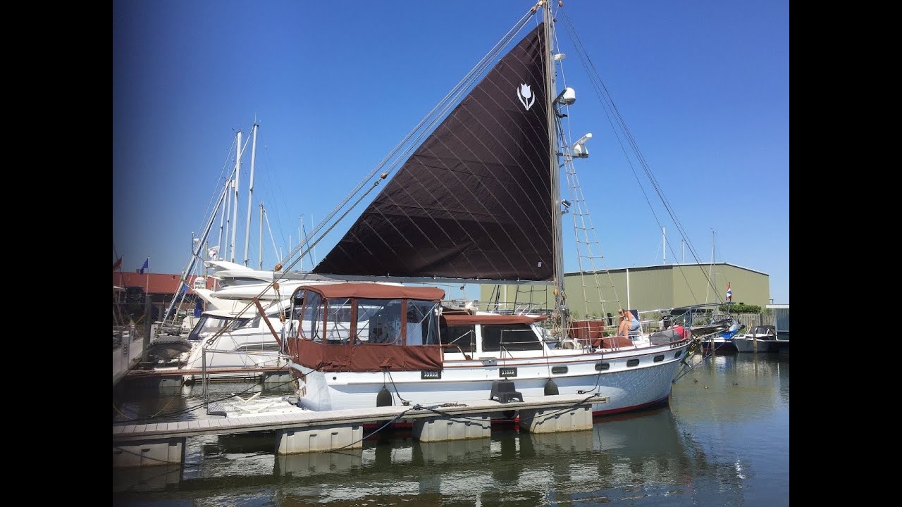 Island Trader 40, 1985