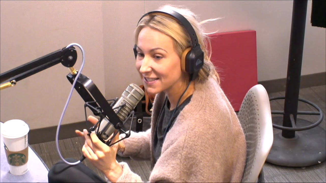 Nikki Glaser Talks DWTS Romances & The Problem With A Star Is Born