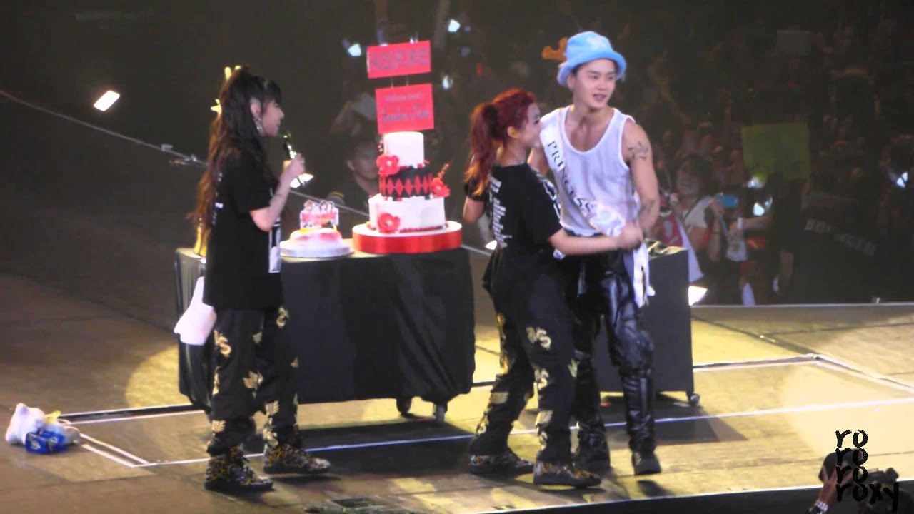 [HD] 140517 2NE1 AON MANILA - HAPPY BIRTHDAY SONG