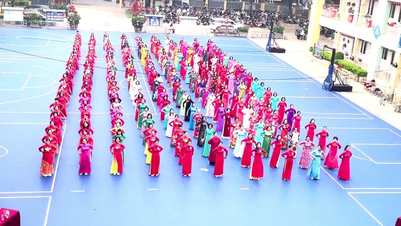 Phụ nữ Phường Bồ Đề đồng diễn Dân vũ LK Xinh tươi Việt Nam - Đến với con người Việt Nam tôi 08032026