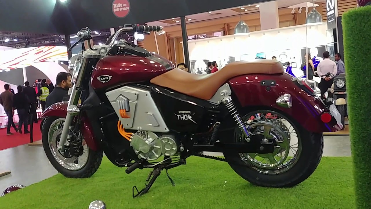 Fast electric bike | UM Renegade Thor Walkaround in Hindi | Auto Expo 2018 | MotorOctane