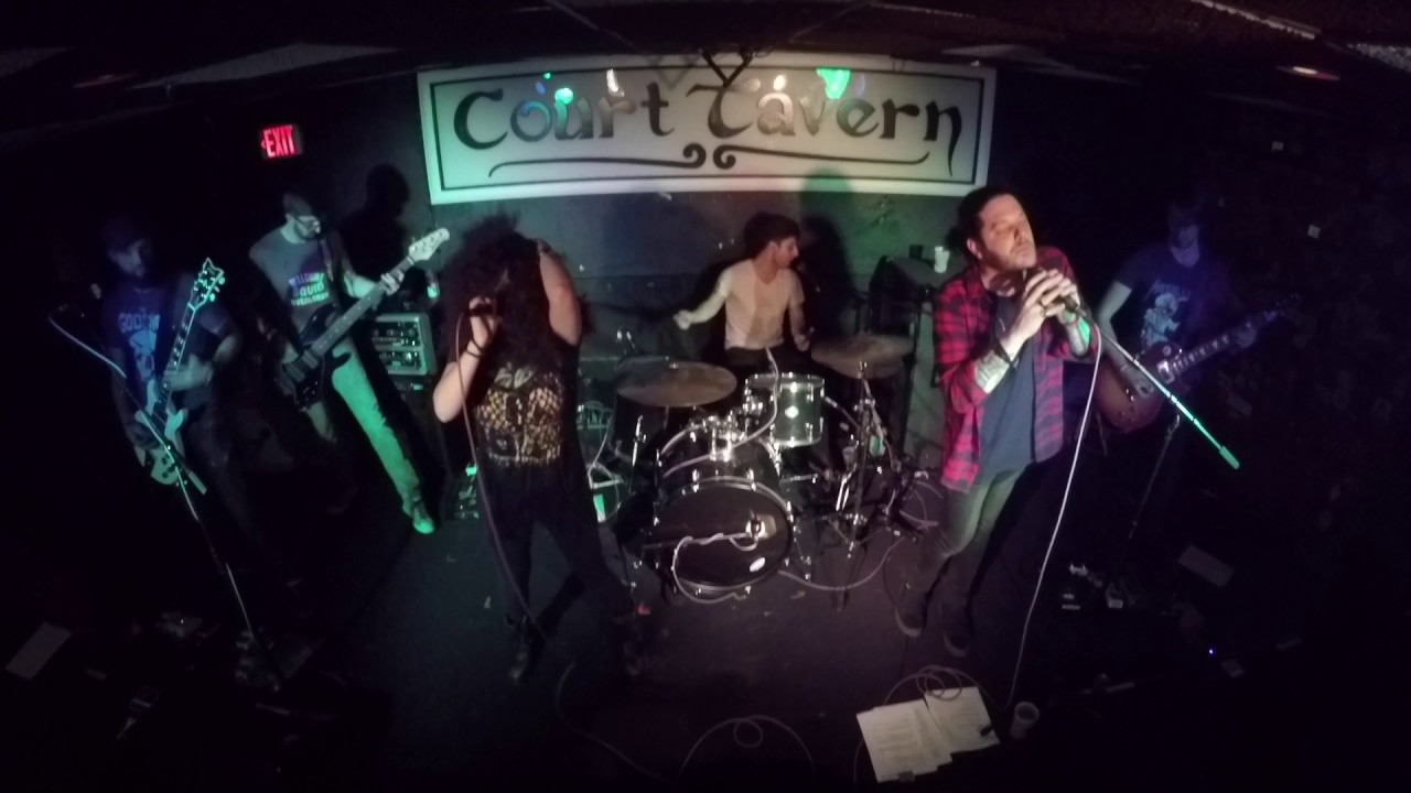Chevonne & The Fuzz - 