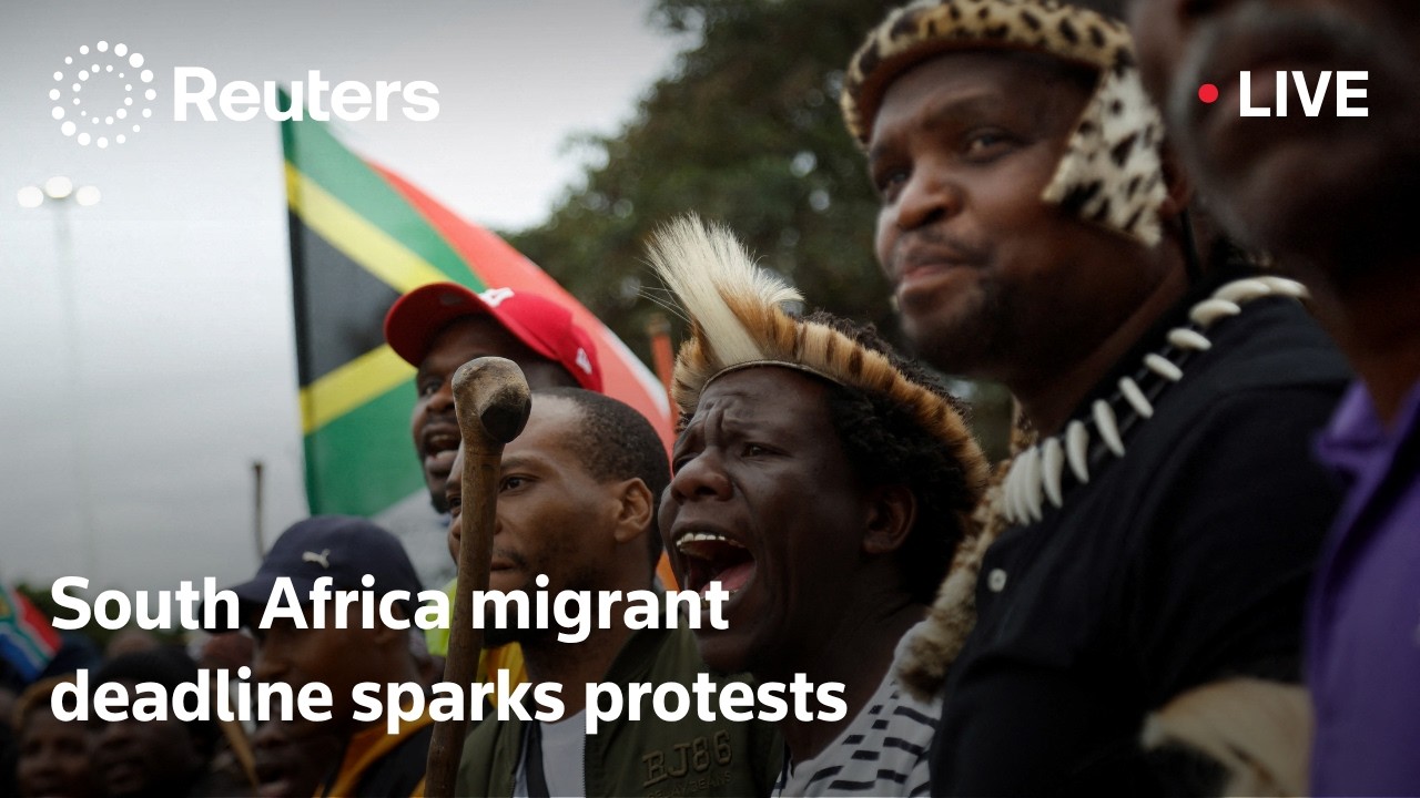 LIVE: South Africa migrant deadline sparks protests